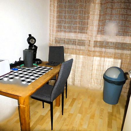 68 Qm # Fuer Alles & Fuer Jeden # City # Etage 4 # Aufzug # Hochhaus Monchengladbach Luaran gambar